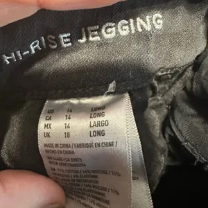 American Eagle hi-rise black 14 long normcore jeggings thumbnail 2
