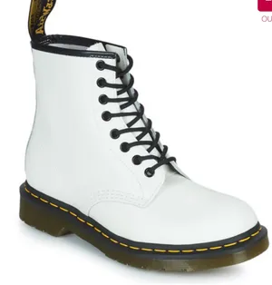 Dr. Martens Women's 1460 Smooth   thumbnail 1