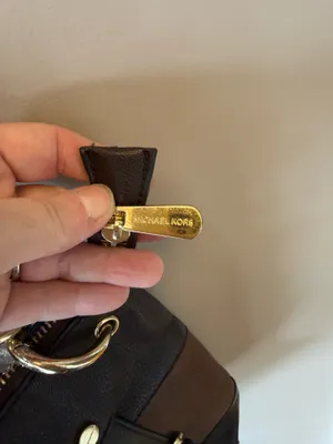 The Michael Kors handbag  thumbnail 4