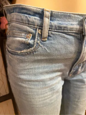 American Eagle Light Wash Women's Straight Jeans thumbnail 2
