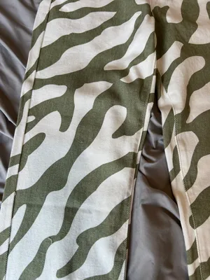 SheIn Green Zebra Jeans thumbnail 3