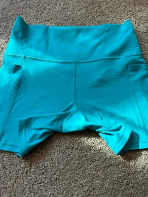 Athleta 5" Shorts thumbnail 3