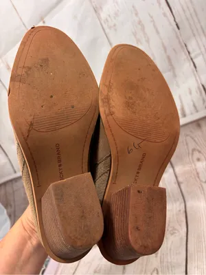Lucky Brand Vennia Ankle Booties Taupe Leather Chunky Block Heel Sz 7.5 thumbnail 8