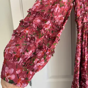 Sachin & Babi Ronnie Long Sleeve VNeck Ruffle Printed Midi Dress Size 4 Pink NWT thumbnail 5