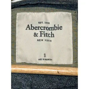 Abercrombie & Fitch Gray Logo Crew Neck Long Sleeve Pullover Sweatshirt Size S thumbnail 4