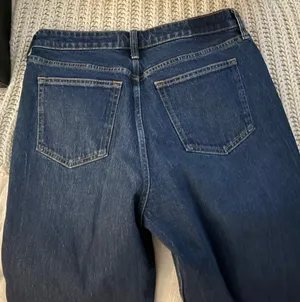 Abercrombie High-Rise 90s Jeans Curve Love thumbnail 2