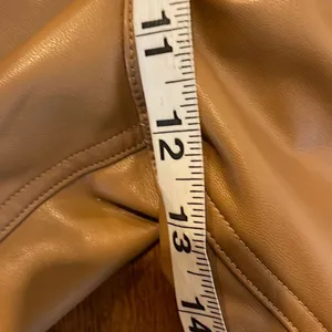 Abercrombie & Fitch 90’s ultra high rise faux leather tan pant 30 thumbnail 5