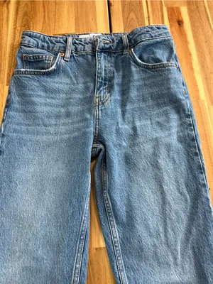 BDG Urban Outfitters Laine Jeans W28 L32 Straight Leg Light Wash thumbnail 3