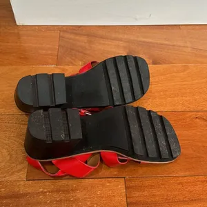 Jeffrey Campbell Riveter Lugged Buckle Sandal patent‎ leather red size 7.5 thumbnail 8