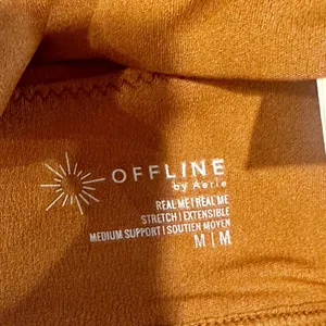 NWT Offline by Aerie Real Me Ruched Sports Bra in Carmel - Size: Medium thumbnail 3