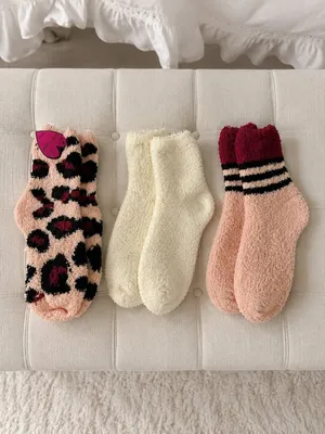Betsey Johnson Fuzzy Socks 3-Pair Set Leopard Stripe Pink Cream NWT thumbnail 2