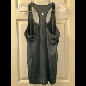 Lululemon Swiftly Tech Racerback Tank Top Size 10 Green Hip Length thumbnail 4