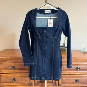 Anthro SOVERE Dusk Denim Mini Dress Ink Blue M NWT thumbnail 2