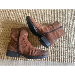 Born Elia Brown Suede Ankle Boots Womens 6М Side Zip Comfort thumbnail 5