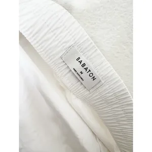 Aritzia Babaton Deakins 3" Shorts Size Medium White Boxer Comfy Casual thumbnail 6