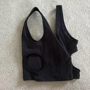 Garage Cut-Out Top thumbnail 2