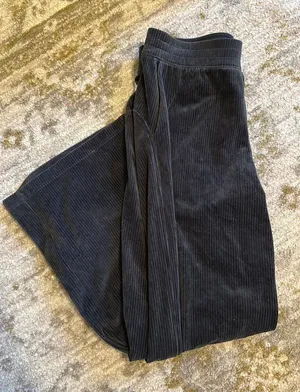 Lululemon Scuba MR Wide-Leg Pant *Velvet Cord thumbnail 2