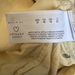 Primark women’s jeans, high waisted wide leg yellow, ankle vents yellow denim 16 thumbnail 7