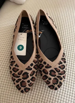 New Day leopard-print ballet flats, featuring a pointed toe design 9 thumbnail 1