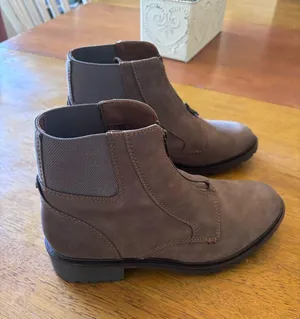 Like NewCobb Hill Ankle Boots Brown Size 7.5 thumbnail 1