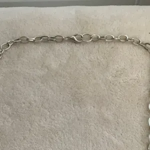 Necklace thumbnail 4