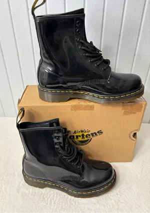 Dr. Martens 1460 Women's Black‎ Patent Leather Lace-Up Boot, Size 9 thumbnail 1