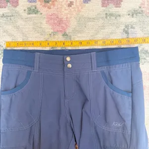 Kuhl Womens Navy Capri Hiking Shorts Size 10 Lightweight Breathable Outdoors thumbnail 4