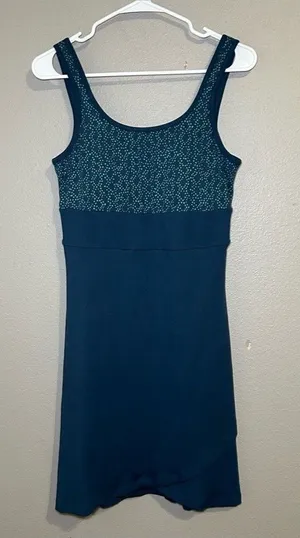 Title Nine Connelly Blue Activewear Dress With Pockets Women’s Size Medium thumbnail 1