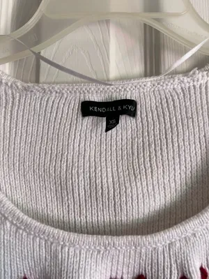 Kendall + Kylie MLB Philadelphia Phillies Knit Crop top thumbnail 3