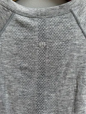 Lululemon Swiftly Tech Short Sleeve Shirt 2.0 Race Length Slate / White Grey 6-8 thumbnail 7
