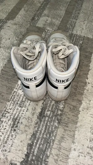 Nike Blazer Mid 77 Shoes thumbnail 5