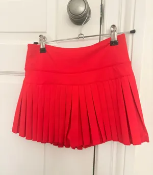 Red Gold Hinge Pleated Tennis Skirt thumbnail 1