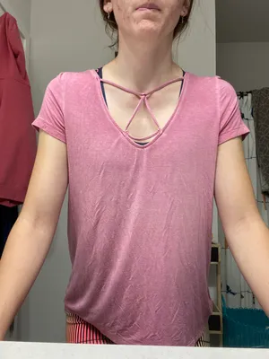 American Eagle Outfitters thumbnail 1