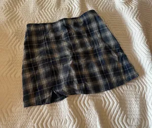 Skirt thumbnail 1