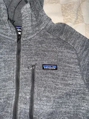 Patagonia Men's Better Sweater Hoody in a heathered gray size‎ M thumbnail 2