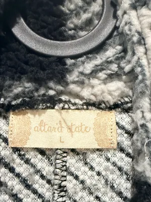 Altar’d State Black / Grey Sherpa Quarter Zip Crop Pullover Size L thumbnail 3