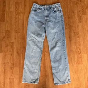 Reformation Cynthia High Rise Straight Jean Star Embroidered Sloane Size 28 thumbnail 3