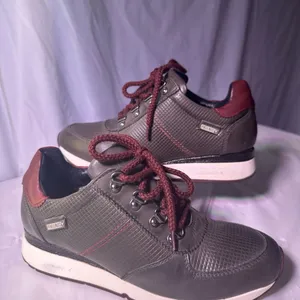 PIKOLINOS women Brown and Burgundy Sneakers thumbnail 2