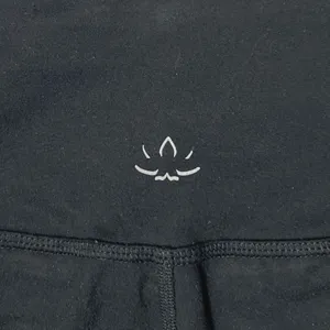 Beyond Yoga‎ Back Me Up Cropped Leggings XS Black Leopard Print Pilates Gym EUC thumbnail 5