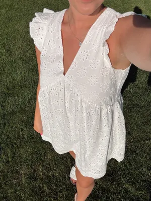 WHITE EYELET MINI DRESS Size M thumbnail 3