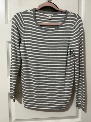 L.L. Bean Gray and White Striped Crew Neck Knit Top Lighweight Sweater Sz L thumbnail 3