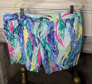 Lilly Pulitzer Vibrant Leaf-Print Women’s Bermuda Shorts — Multicolor thumbnail 1