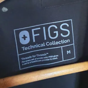 FIGS Banepa Oversized Black Scrub Top Sz‎ M thumbnail 6