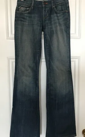Joe's Jeans RN#106214 bootcut jeans in size 25. thumbnail 1