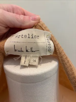 Atelier Nicole Miller Knit Wrap 100% Cashmere Camel OS thumbnail 4