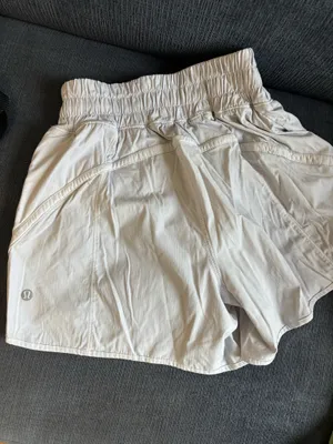Lululemon Shorts thumbnail 3