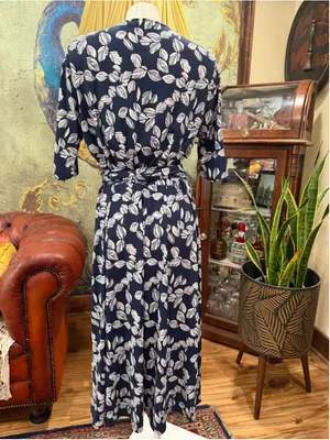 41 Hawthorn Womens 1X Faux Wrap Dress Navy Blue White Leaf Print Short Sleeve Mi thumbnail 5
