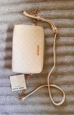 Anne Klein White Crossbody Wallet Purse NWT thumbnail 1