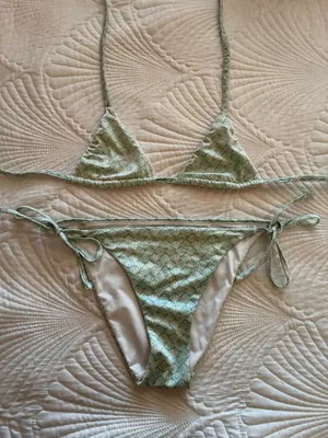 Victoria's Secret Bikini Set thumbnail 1