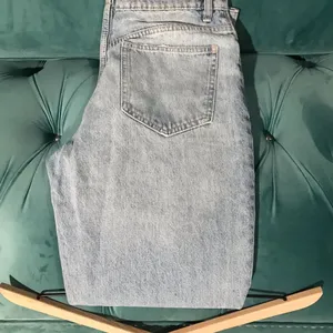 Zara Straight Fit High Rise regular Length jeans size 8 ( 4365/361) thumbnail 9